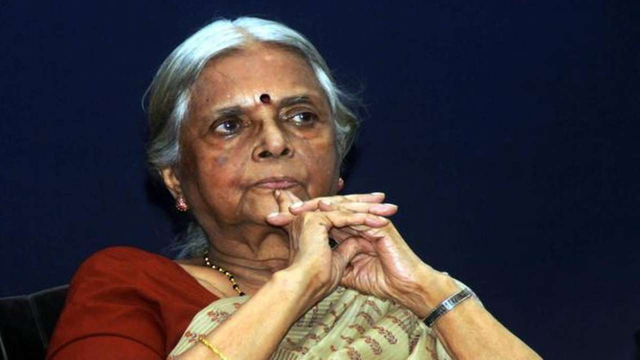 সুগাথাকুমারীর দীর্ঘ কবিতা- ‘কৃষ্ণ, তুমি আমায় চেনোনি’ <br /> অনুবাদ- বেবী সাউ