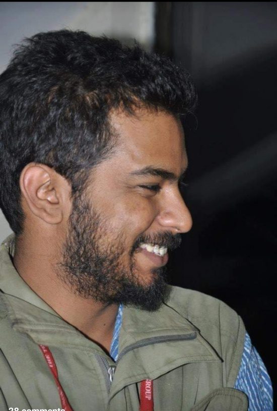 তিনটে দোকান, আমাদের বড় হওয়ার কলকাতার   দেবর্ষি বন্দ্যোপাধ্যায়