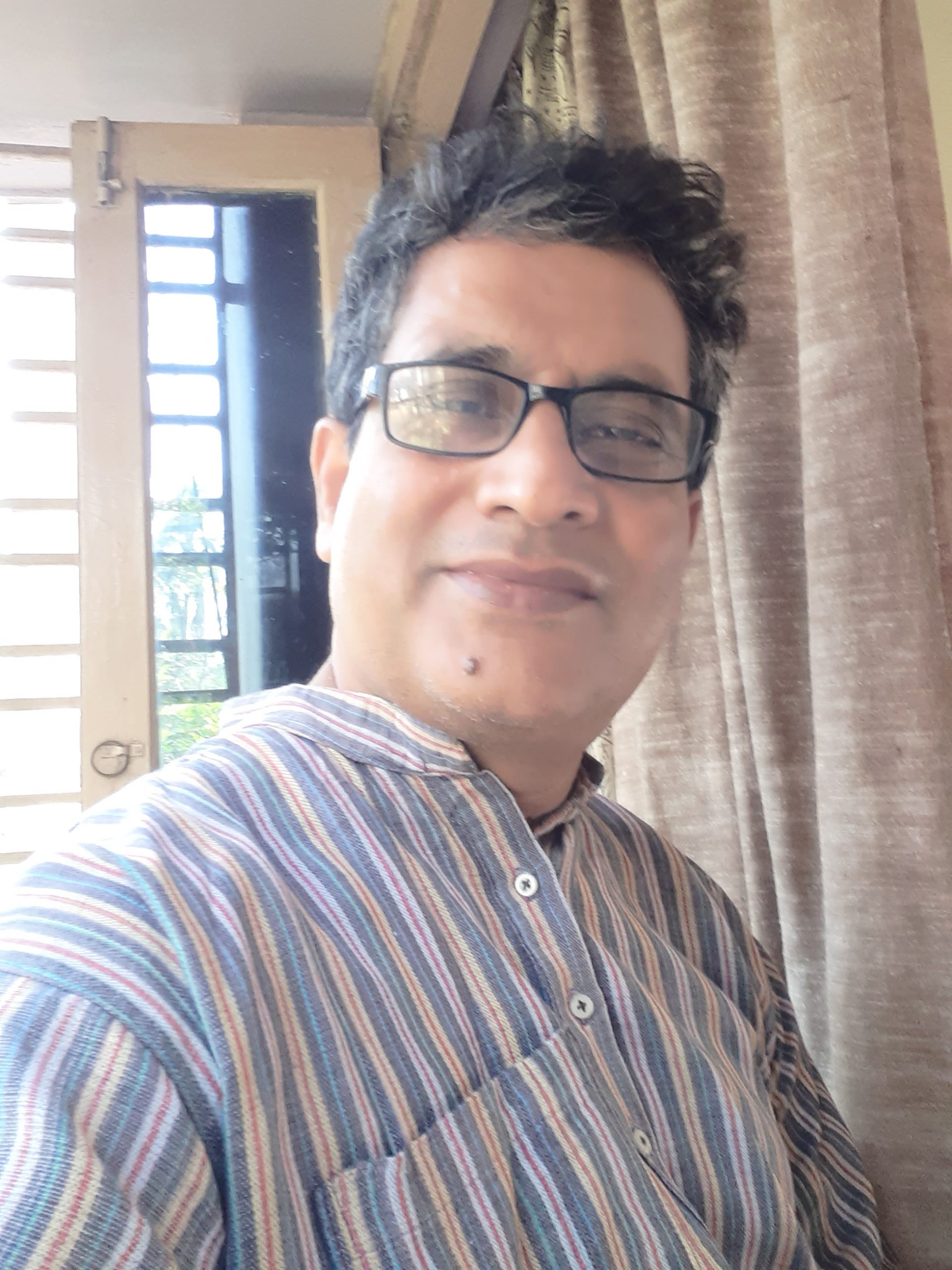 নীলোৎপল গুপ্তর গুচ্ছ কবিতা