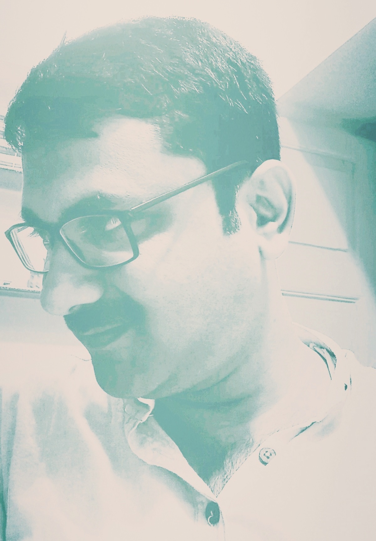 মৃন্ময় চক্রবর্তীর গুচ্ছ কবিতা