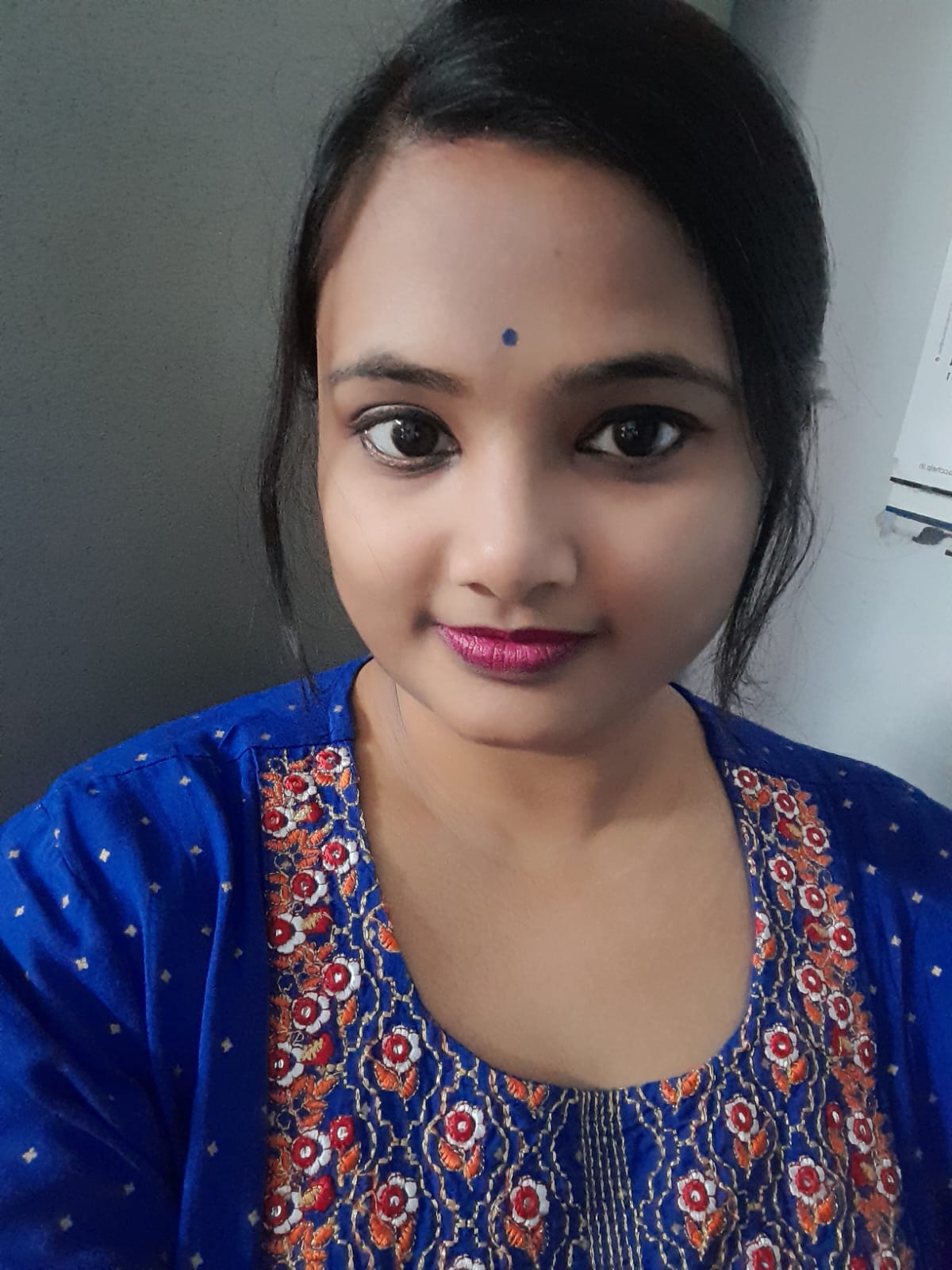 সোনালী ঘোষ-এর কবিতা