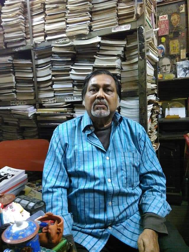 আর গানস্যালুট হয়ে ছড়িয়ে পড়লো গান <br /> সুবীর সরকার আর গানস্যালুট হয়ে ছড়িয়ে পড়লো গান <br /> সুবীর সরকার