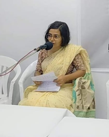 ধৃতিরূপা দাস-এর কবিতা ধৃতিরূপা দাস-এর কবিতা