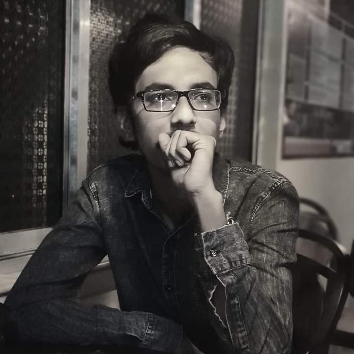 অনির্বাণ চৌধুরীর দীর্ঘ কবিতা