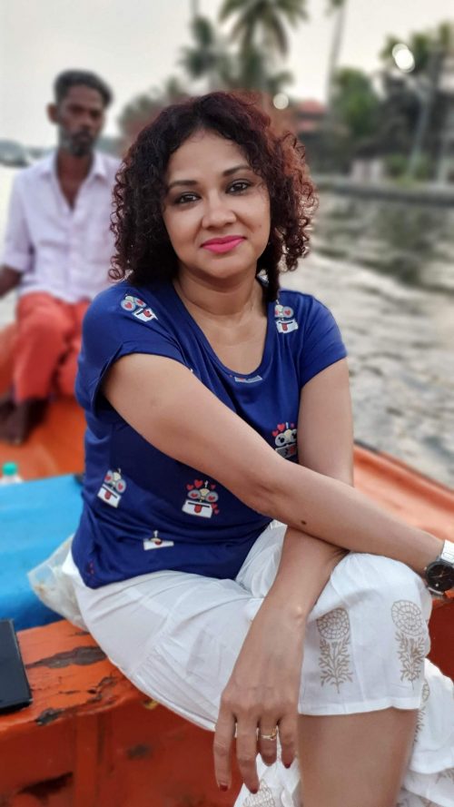 ধারাবাহিক গদ্য  মহিলা কামরা ( ৮ থেকে ১০ পর্ব)  রূপশ্রী ঘোষ