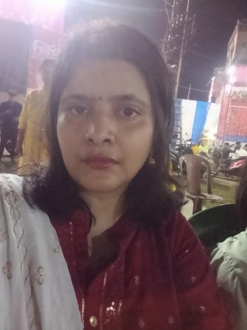 আঁধারের সৌকর্ষে শিখতে থাকারা  তাপসী লাহা
