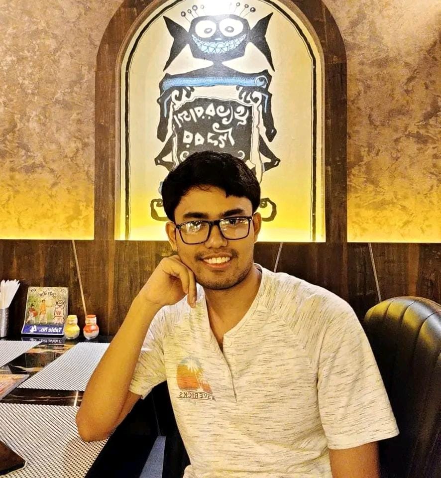 অনিন্দ্য সরকার-এর কবিতাগুচ্ছ অনিন্দ্য সরকার-এর কবিতাগুচ্ছ