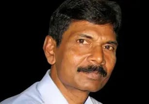 সনন্ত তাঁতির একগুচ্ছ কবিতা মূল অসমিয়া থেকে বাংলা অনুবাদ-বাসুদেব দাস সনন্ত তাঁতির একগুচ্ছ কবিতা মূল অসমিয়া থেকে বাংলা অনুবাদ-বাসুদেব দাস