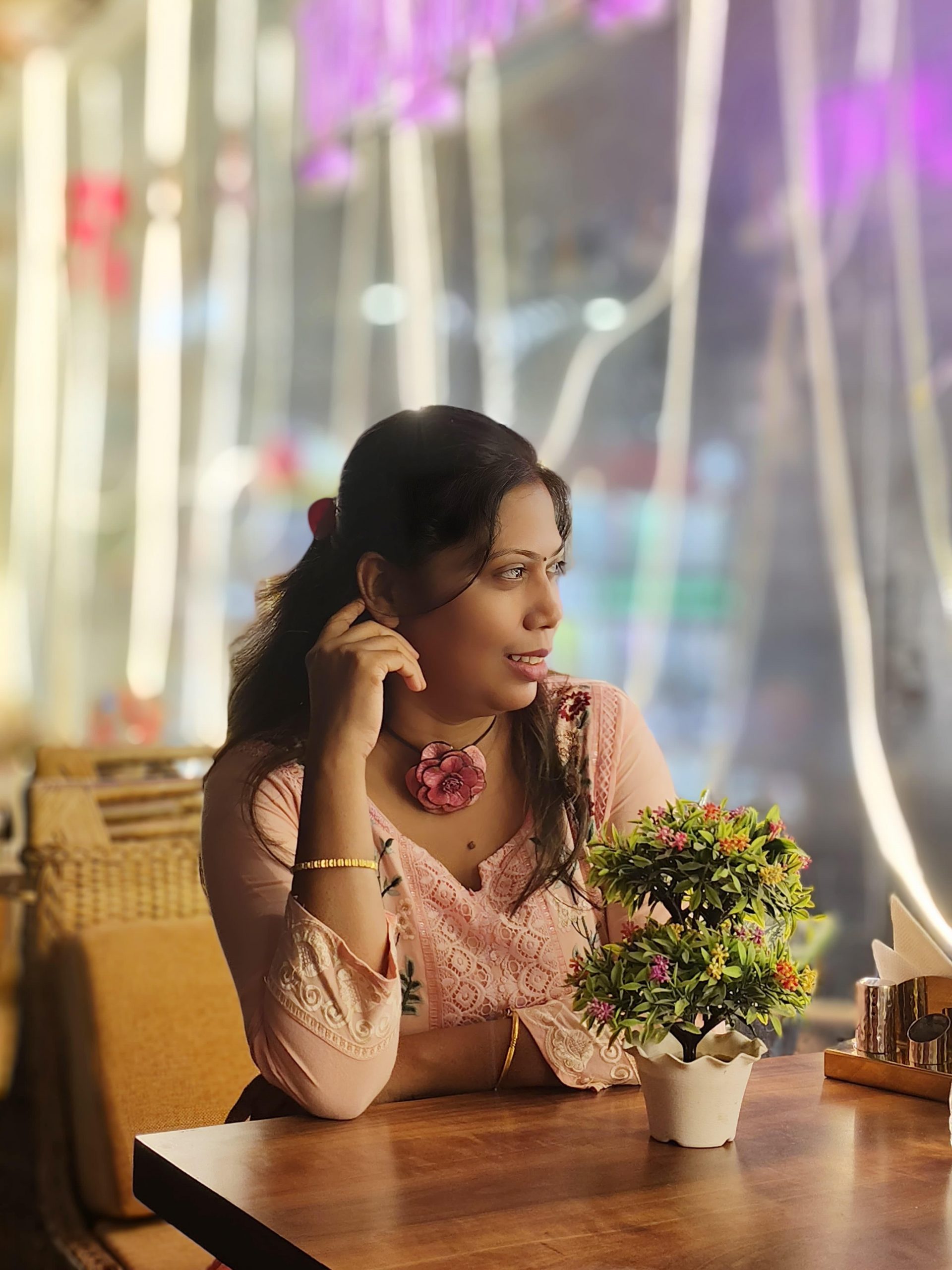 মনামী সরকারের কবিতাগুচ্ছ