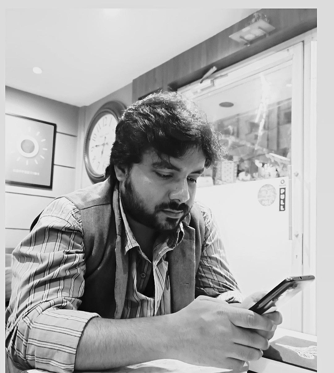 অর্ণব চৌধুরীর কবিতা