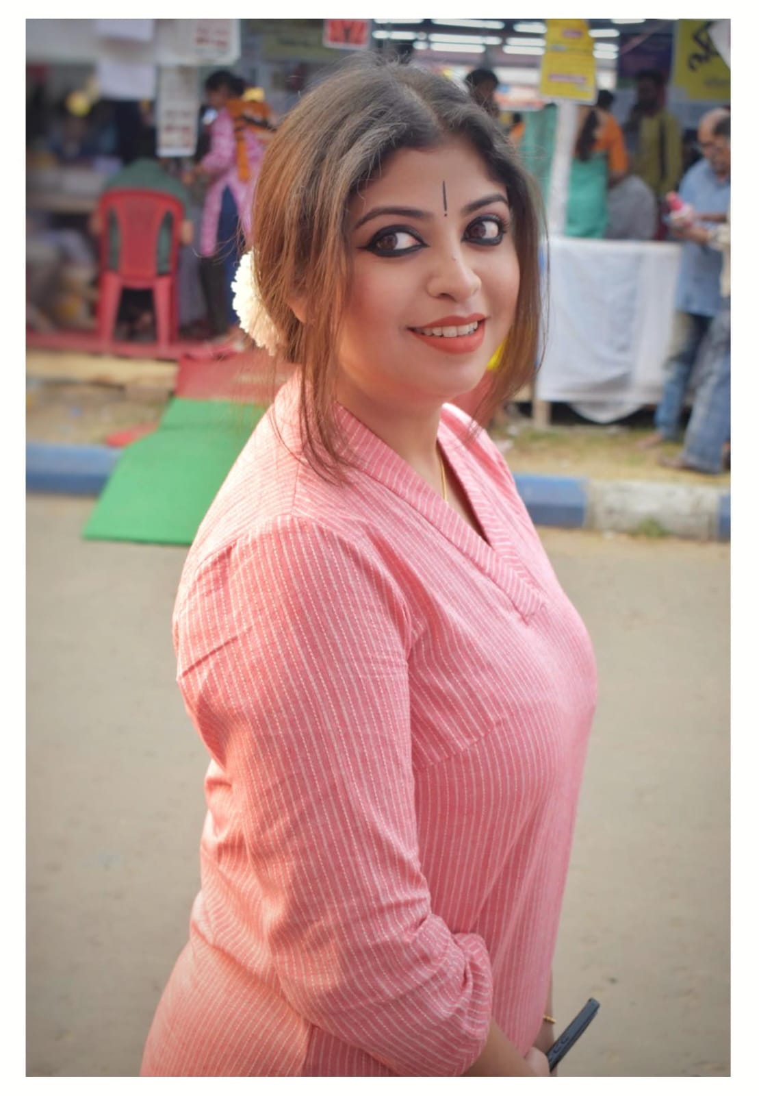 আত্রেয়ী চক্রবর্তীর কবিতা