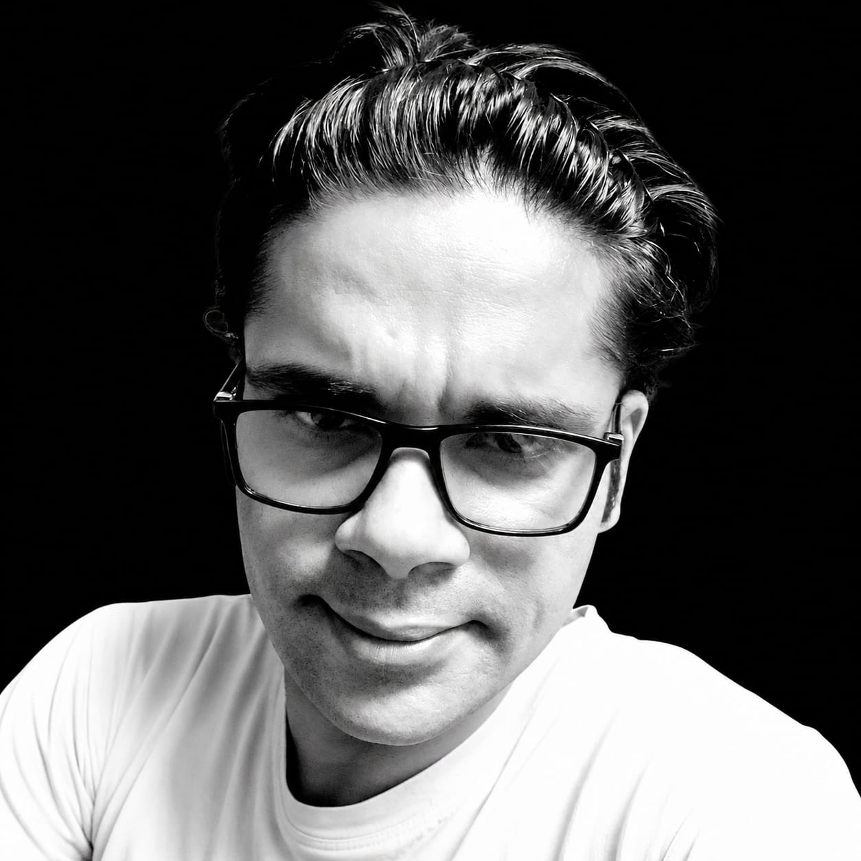 আলো যেখানে কম <br /> একটি টেক্সটের জন্ম ও পাঠের যৌথ জীবনী ফিকশনের লেখা, পাঠ ও চিন্তা নিয়ে লেখামালা | দ্বিতীয় কিস্তি | অগাস্ট ২০২৬ <br /> অর্জুন বন্দ্যোপাধ্যায়