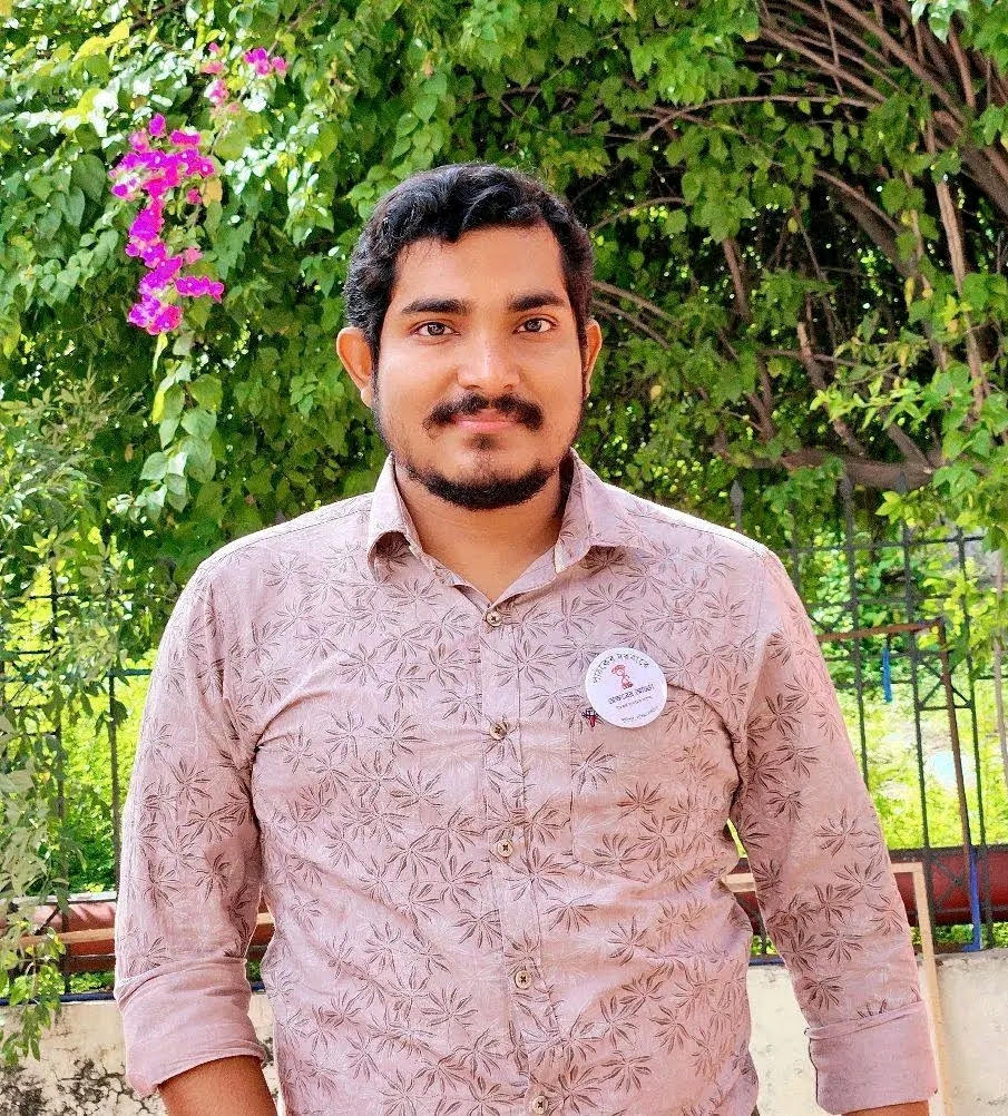 গুচ্ছ কবিতা – দীপ্র দাসচৌধুরী