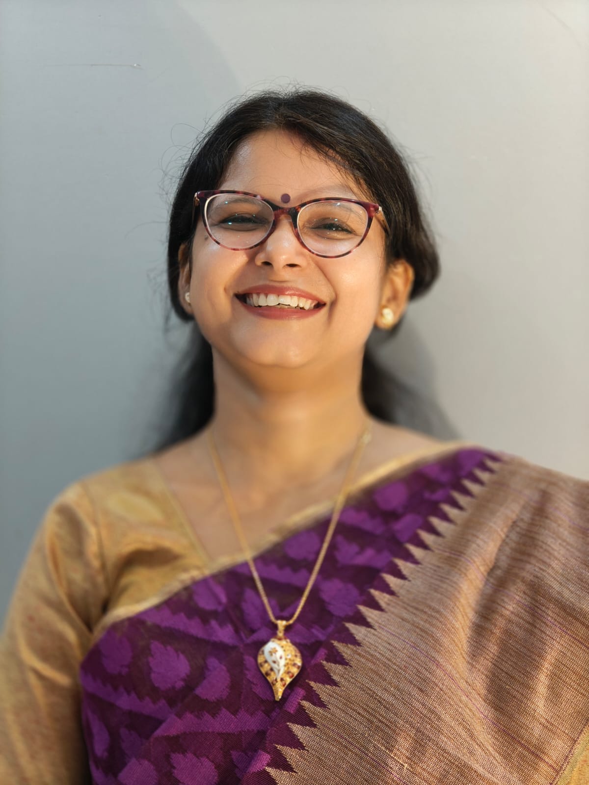 রুমেলা দাশগুপ্ত-র কবিতাগুচ্ছ রুমেলা দাশগুপ্ত-র কবিতাগুচ্ছ