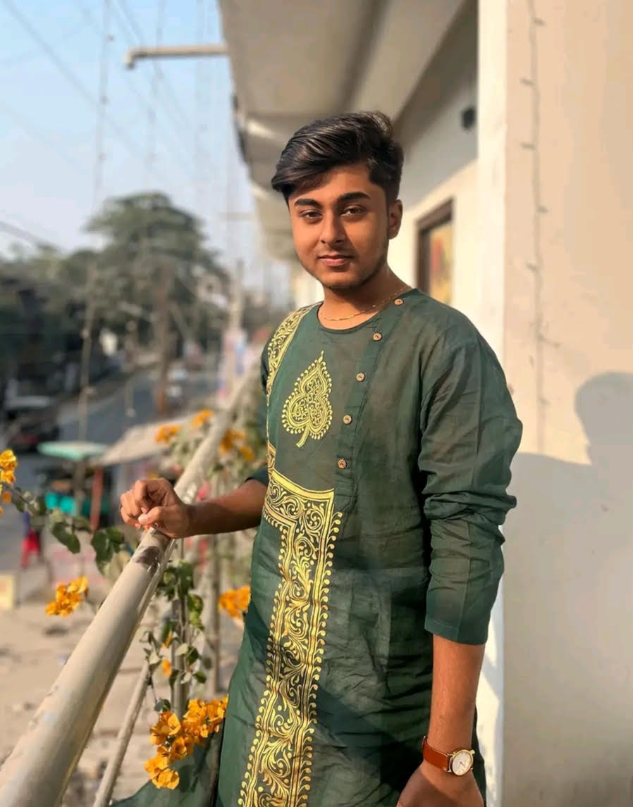 গুচ্ছ কবিতা – দেবর্ষি সরকার