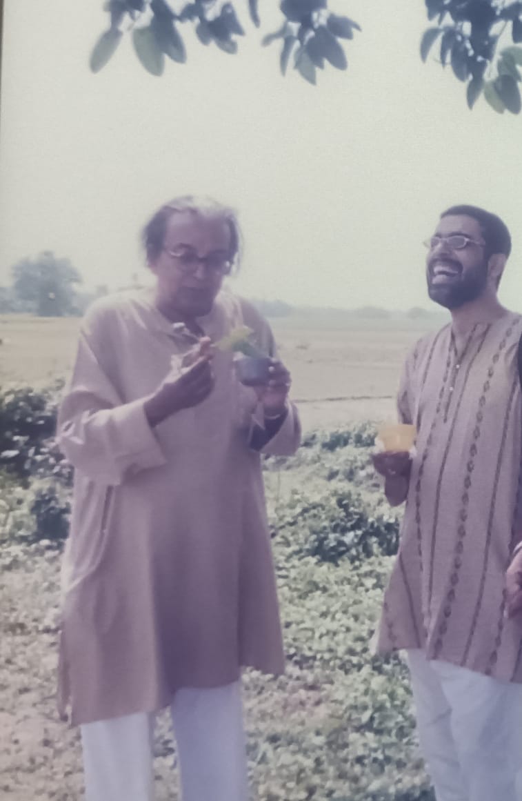 ৯৩ <br /> রাজা মুখোপাধ্যায়